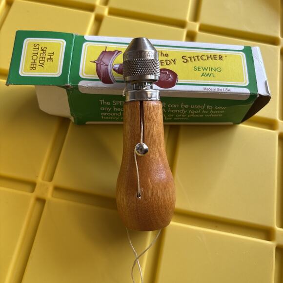 Vintage Speedy Stitcher Sewing Awl Kit Open Box - Picture 6 of 9